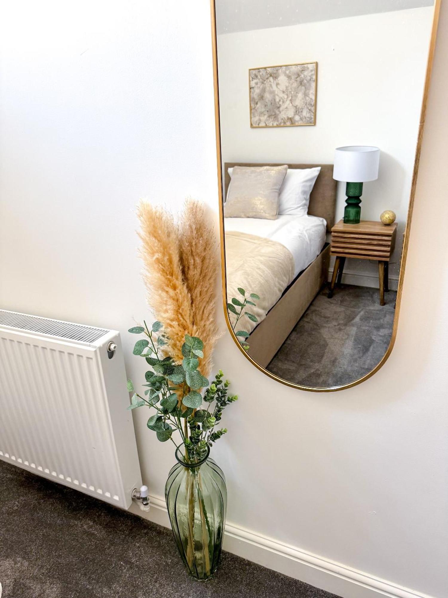 The Luxe Haven - Apartment Nottingham City Centre ภายนอก รูปภาพ