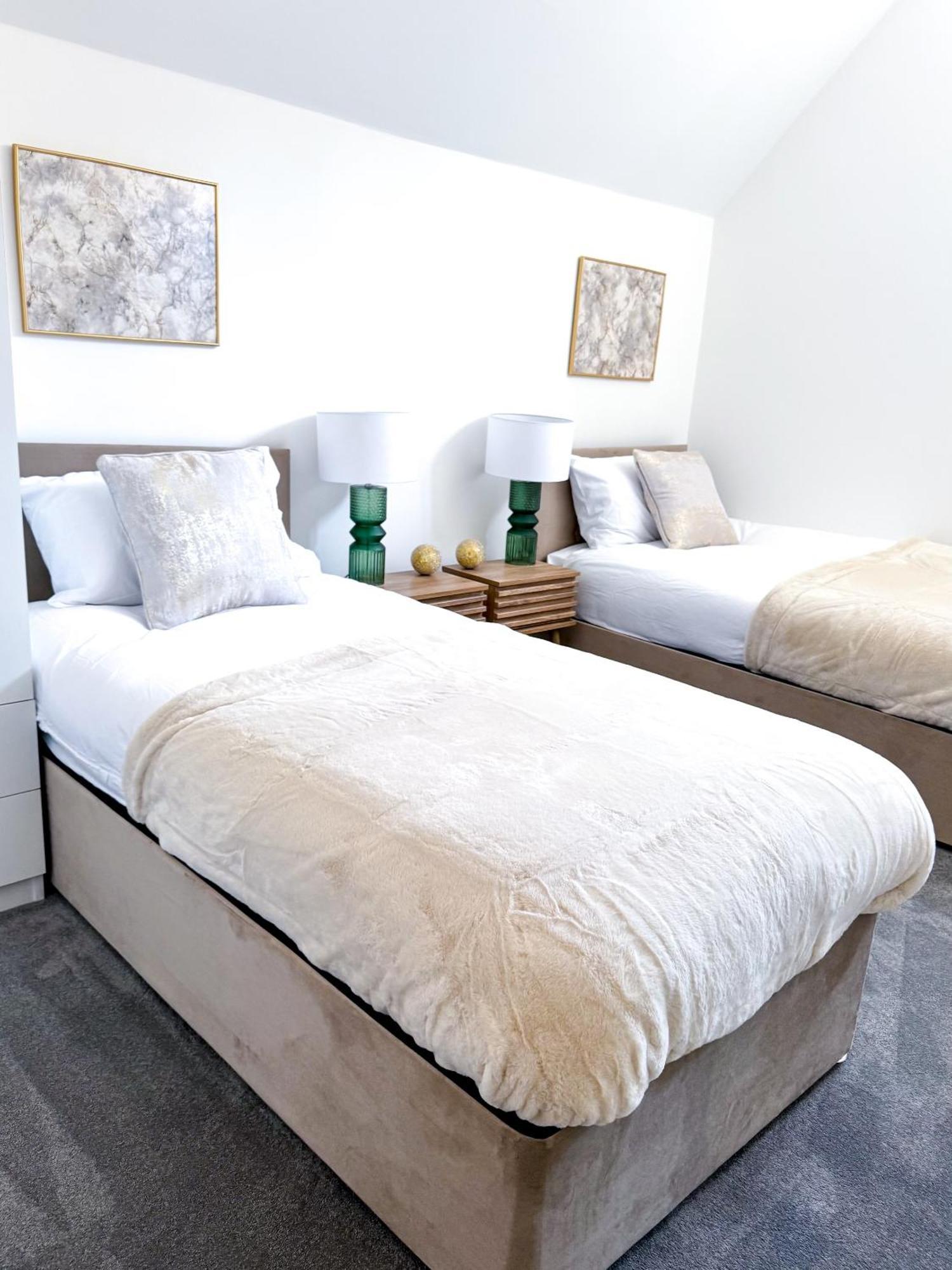 The Luxe Haven - Apartment Nottingham City Centre ภายนอก รูปภาพ